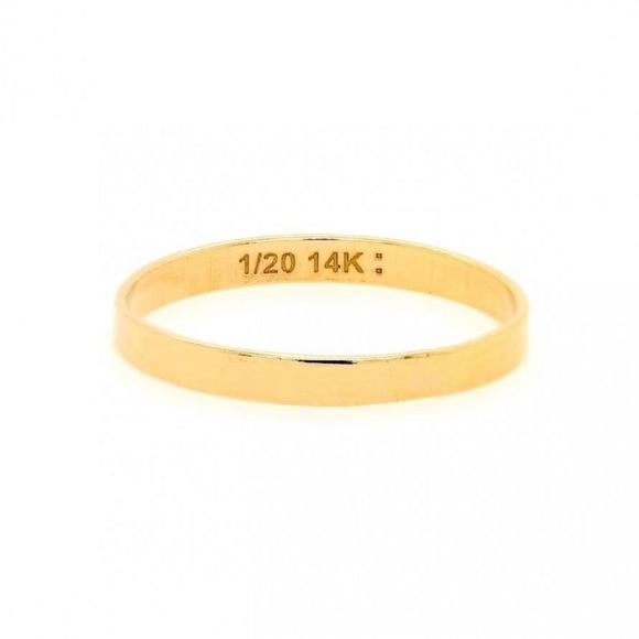 Minimalist 14k Gold Band - Picture 5 of 5
